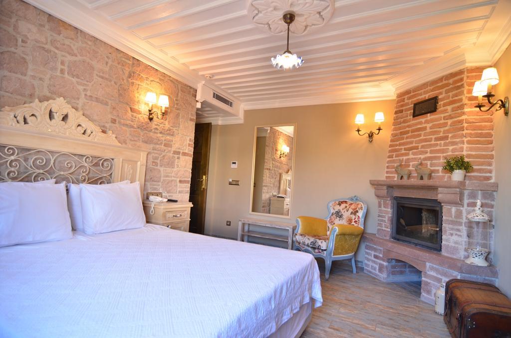 Fikretbey Konagi Hotel Ayvalı Buitenkant foto