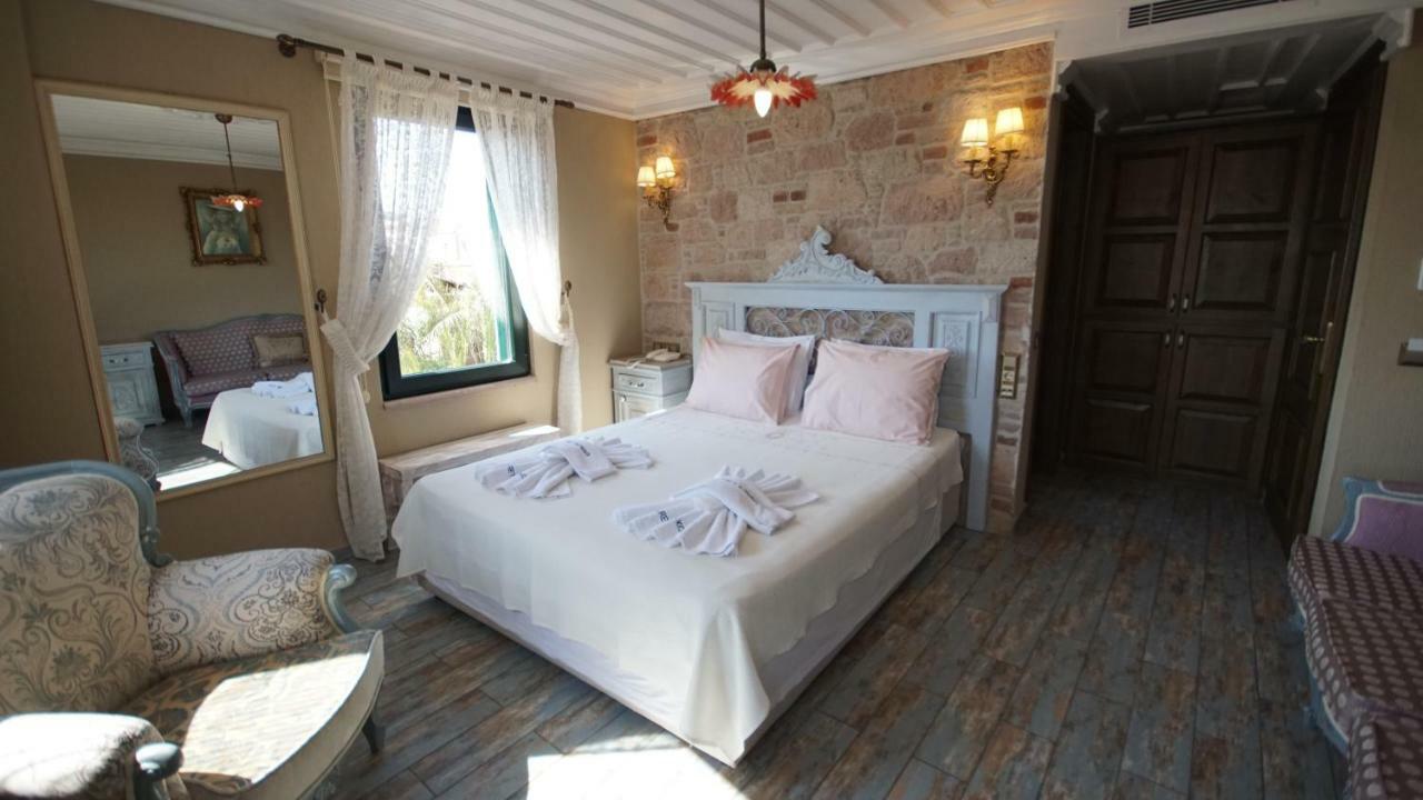 Fikretbey Konagi Hotel Ayvalı Buitenkant foto
