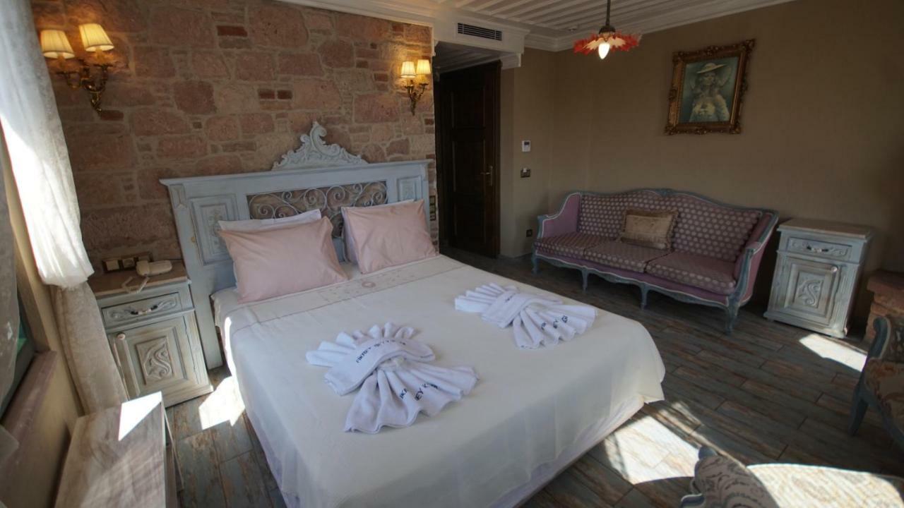 Fikretbey Konagi Hotel Ayvalı Buitenkant foto