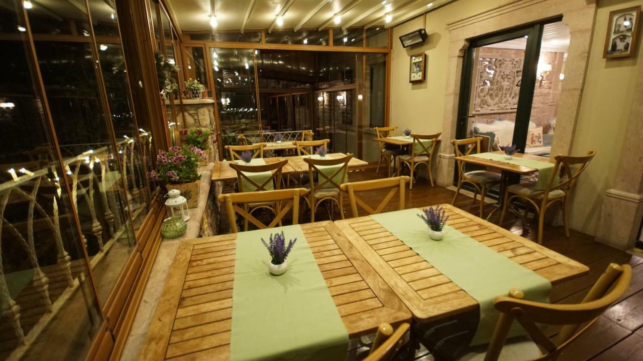 Fikretbey Konagi Hotel Ayvalı Buitenkant foto