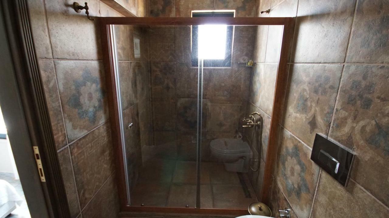 Fikretbey Konagi Hotel Ayvalı Buitenkant foto